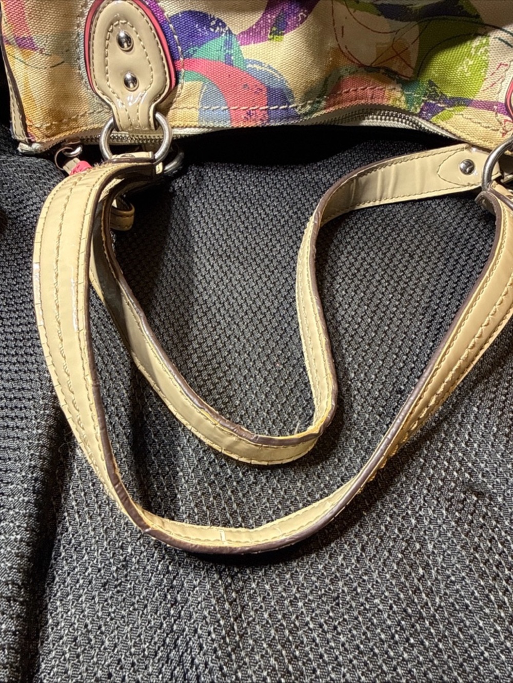 Coach Poppy Stamped C Hallie Tote handbag. Multicolor - Picture 10 of 17